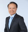 Jeffrey L Yiin