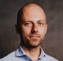 Jakub M Szewczyk