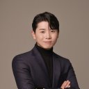 Jeonghwan Kim